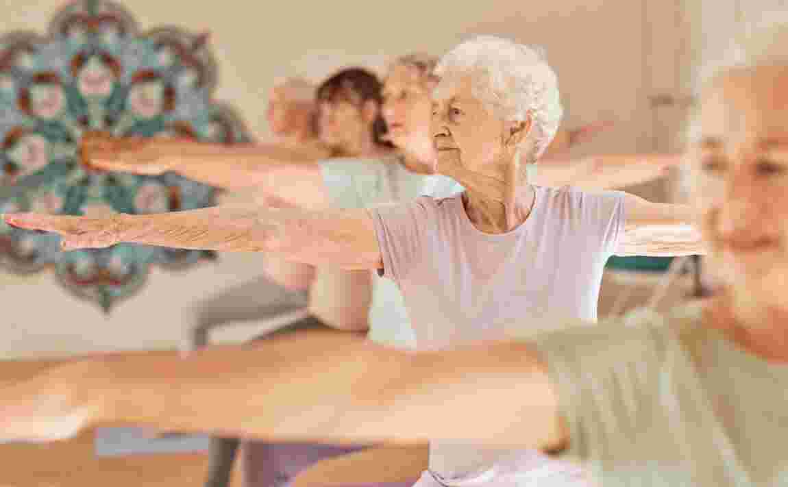 Exercise Classes for Seniors: How They Promote Social Interaction and Improve Physical Functioning